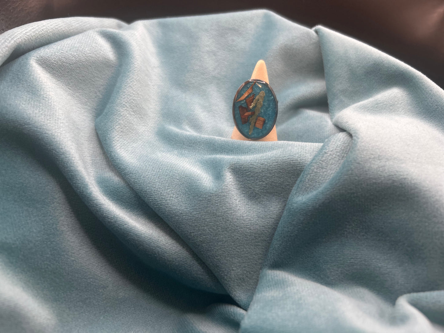 Finger -sléx̱tses ring