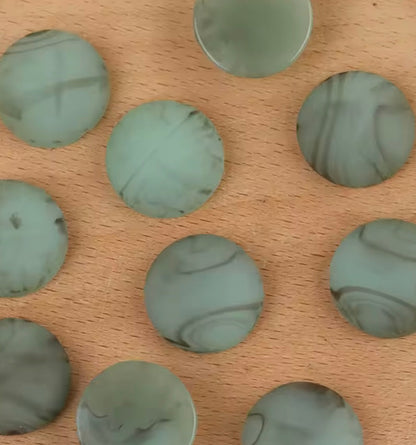 Small Circle matte cabs